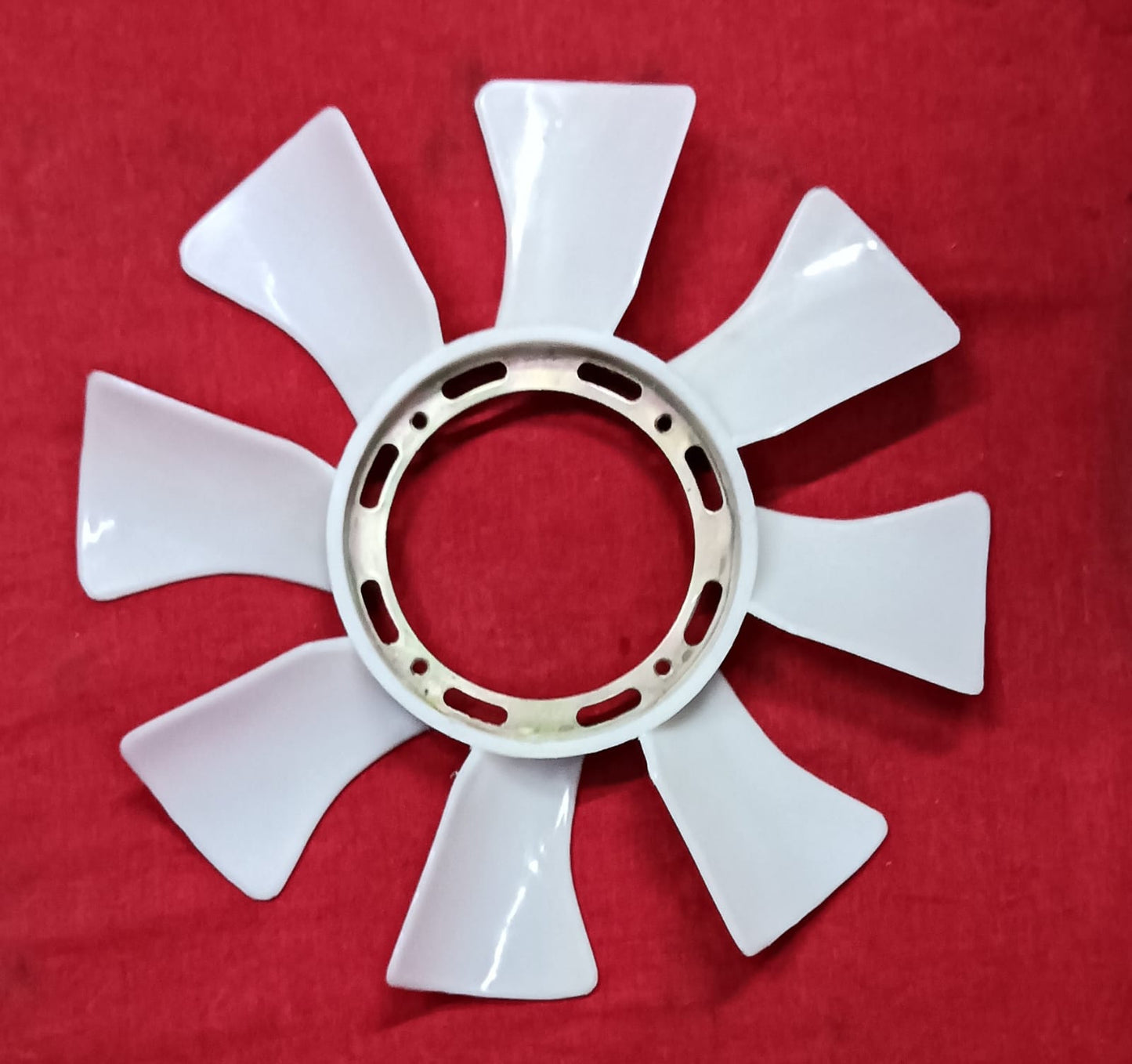 EICHER CANTER AUTOMATIC