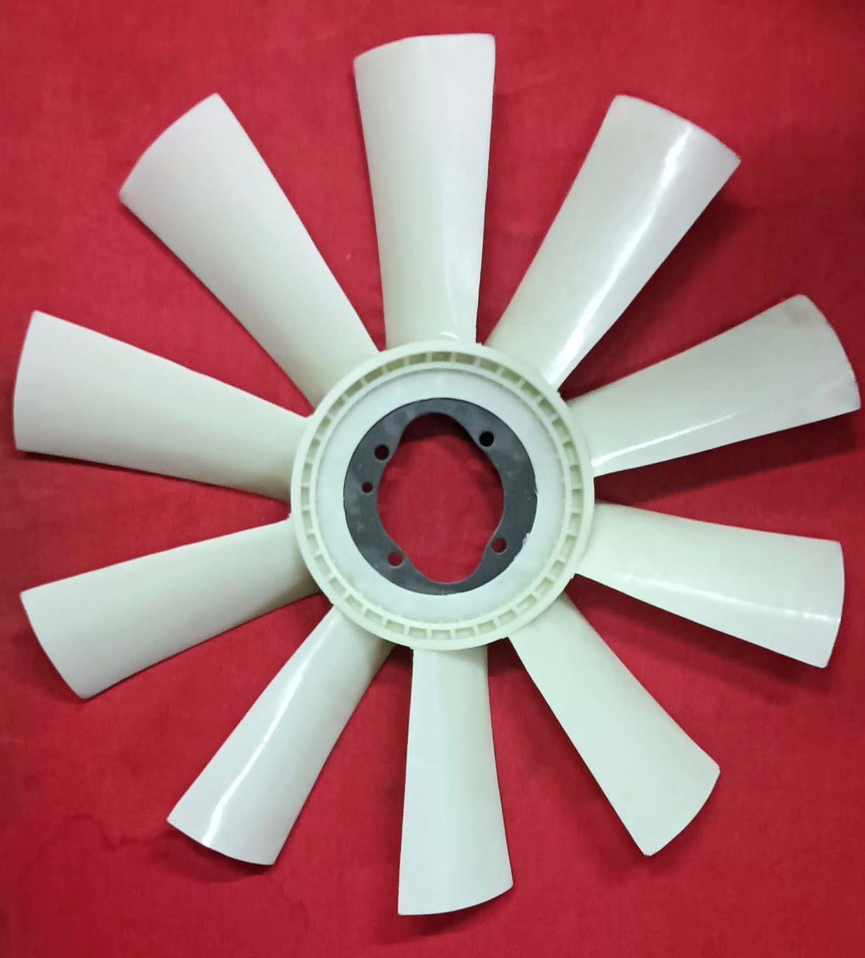 TATA TC 2515 EX OVAL RADIATOR FAN