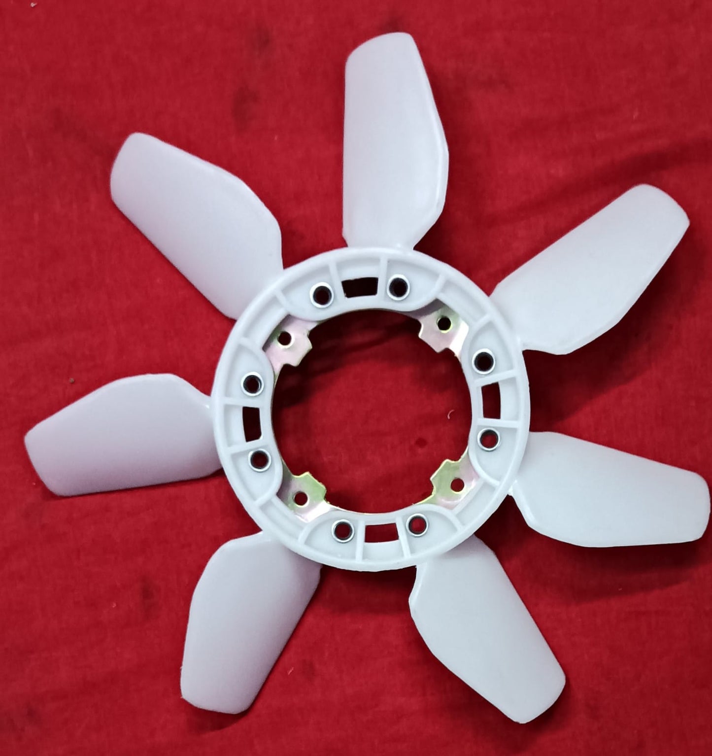 TOYOTA INNOVA RADIATOR FAN