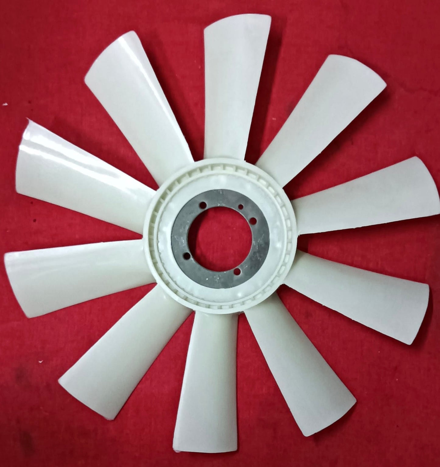 TATA 1512 T.C. 4 HOLE (20 INCHES)